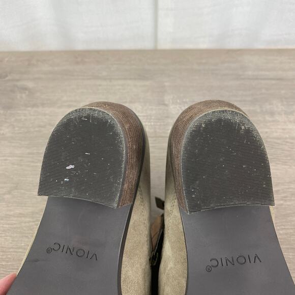 Vionic Stone Tan Gray Suede Cecily Waterproof Block Heel Booties Sz.8.5 - Picture 13 of 16